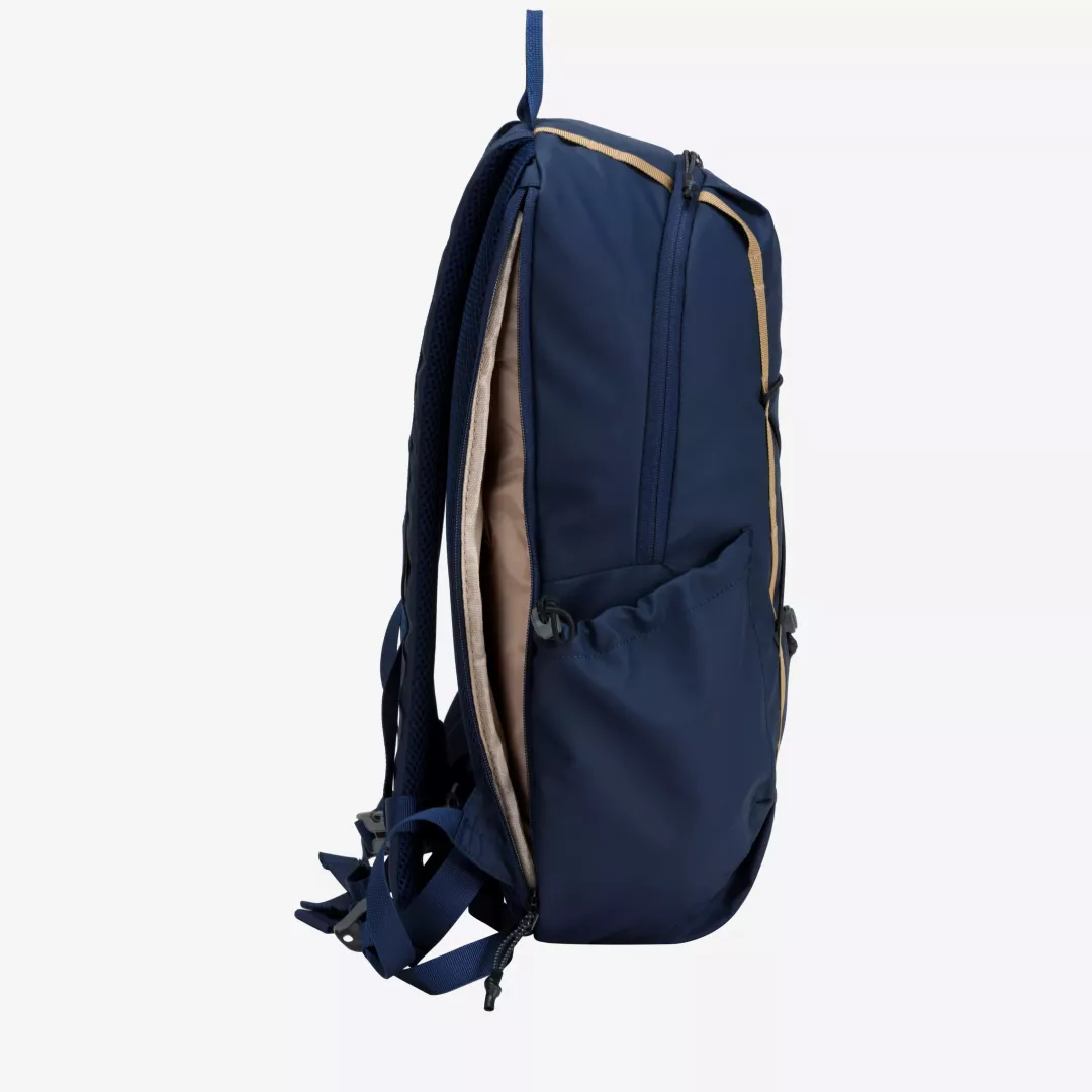 Keswick Zip Top Backpack 22L