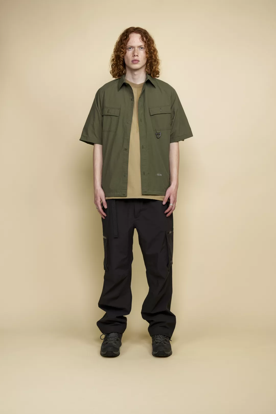 model-(40143-khaki-front)-(40142-sand-front)-(40134-black-front)